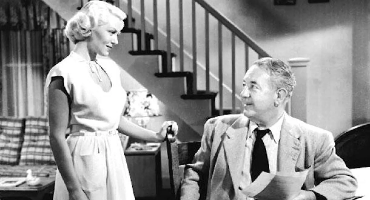 «ساعي البريد يدق مرتين دائما»