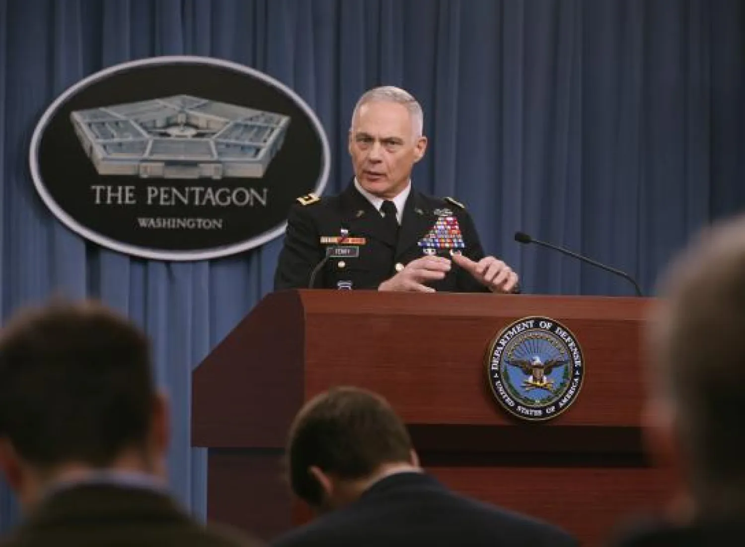 الأكراد يستعيدون أراضي واسعة من «داعش» بالقرب من الحدود السورية