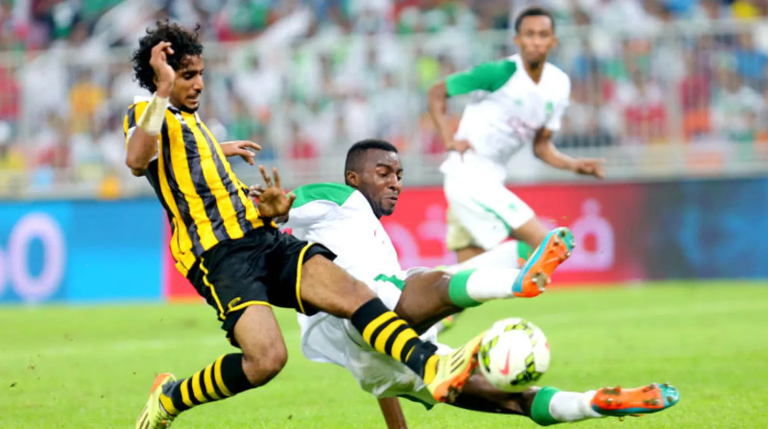 من مباراة الأهلي والاتحاد اليوم في جدة (تصوير: عبدالله بازهير)