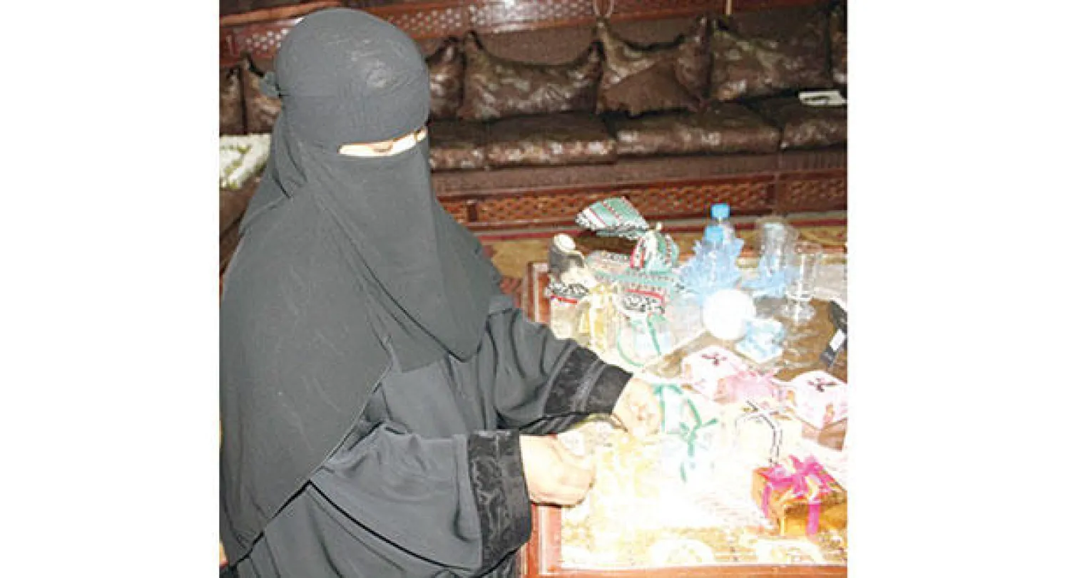 إحدى المستفيدات من نشاط الجمعية