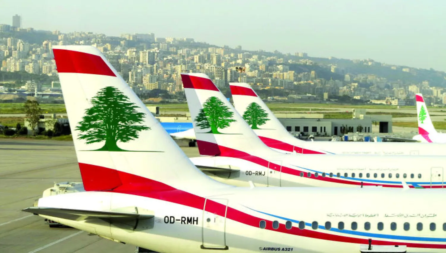 جانب من مهبط مطار رفيق الحريري الدولي (أ.ف.ب)