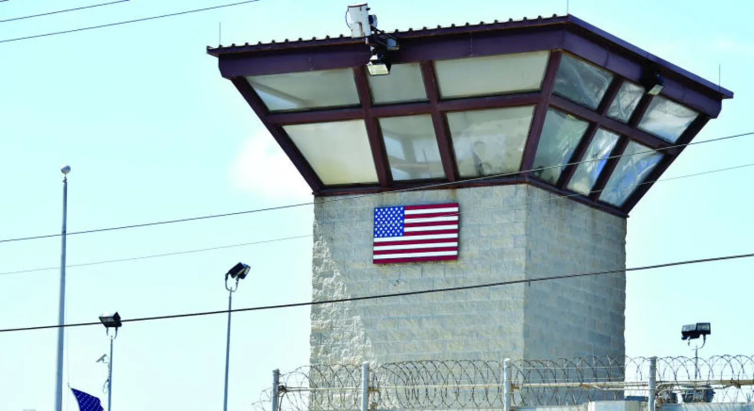 أحد أبراج المراقبة في معتقل غوانتانامو