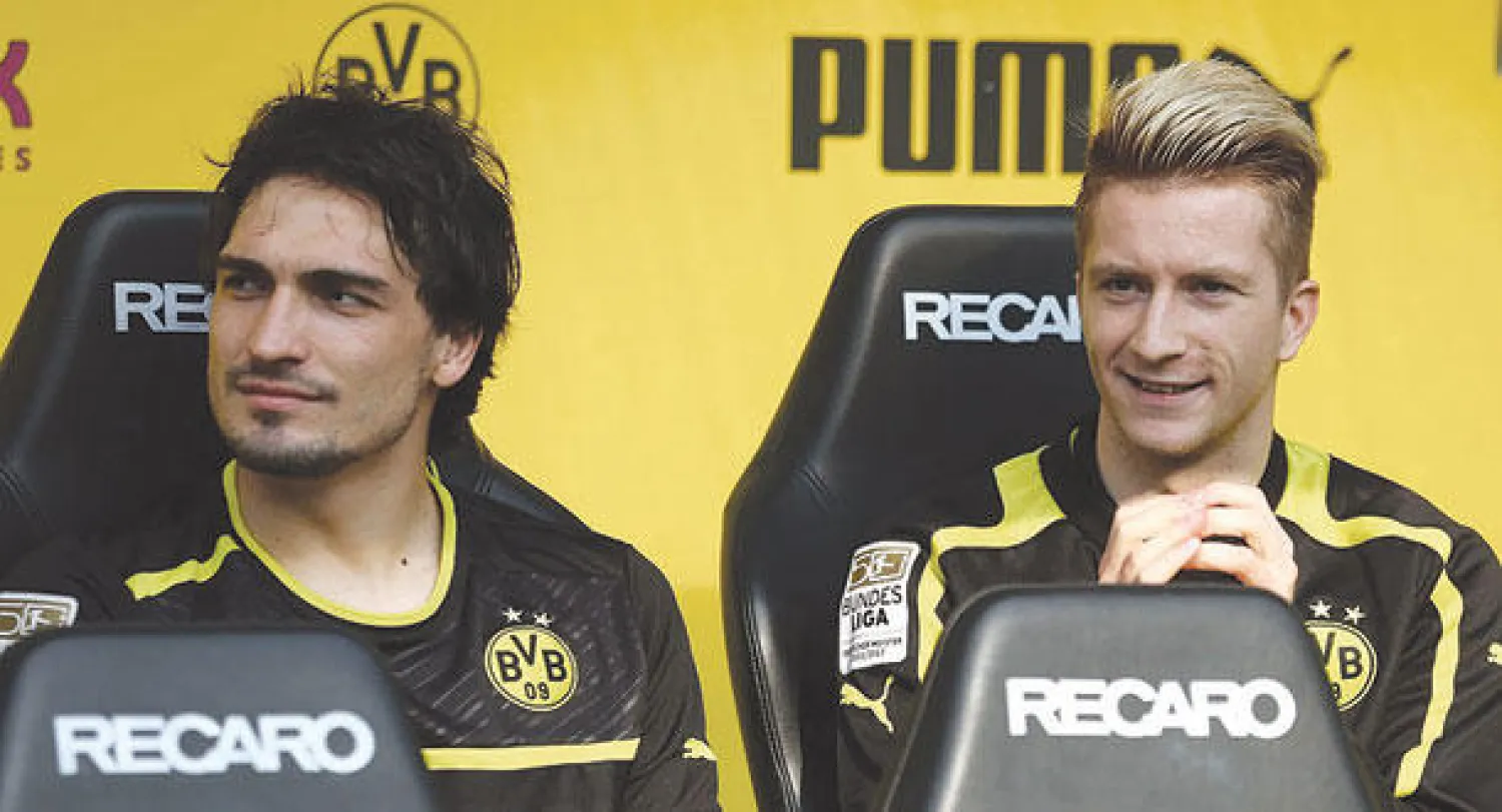 ريوس وهوميلس نجما دورتموند محط أنظار ناديي آرسنال ويونايتد