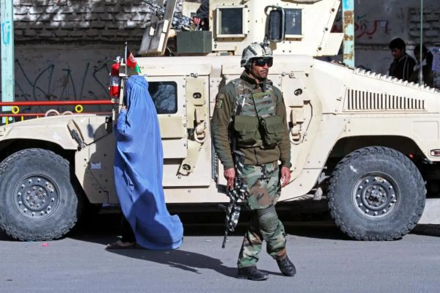 قوة الأطلسي تقتل عن طريق الخطأ 3 من البدو الأفغان