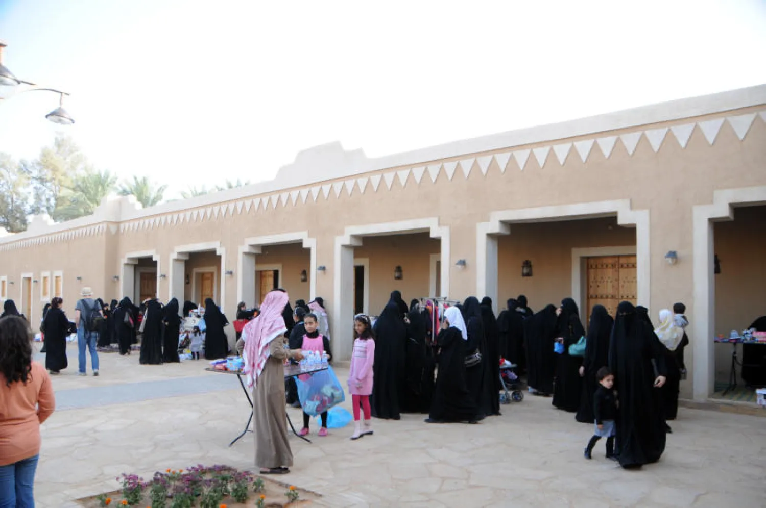 التدريب يسعى لسد احتياج السوق السعودية لوجود نقص كبير في المدربين على العمل كفنيين في ترميم التراث العمراني