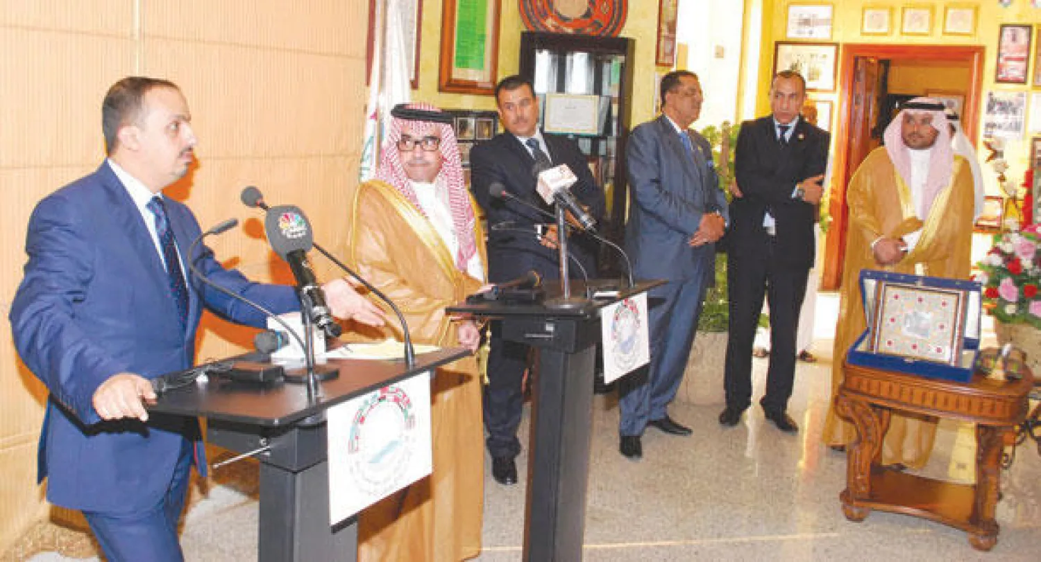 معمر مطهر الأرياني وزير السياحة اليمني خلال زيارته إلى السعودية («الشرق الأوسط»)