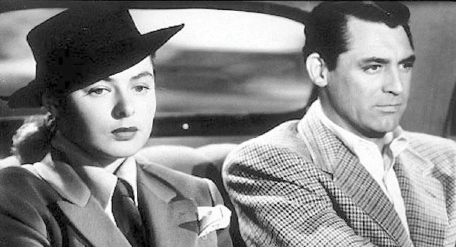 غاري غرانت وإنغريد برغمان في «مشهورة»