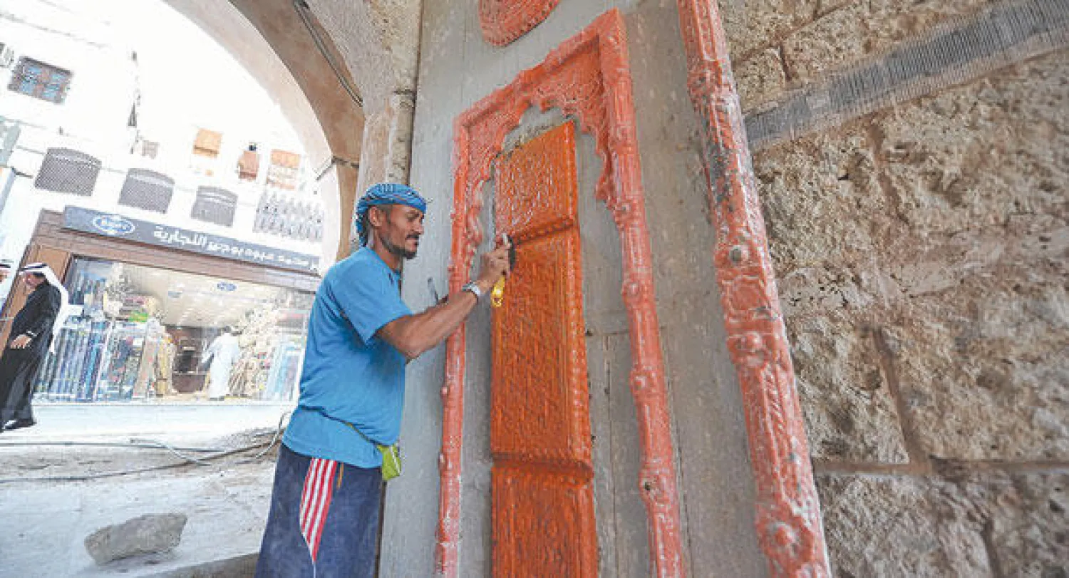أكدت أمانة جدة اكتشاف وجود نقوش أثرية يعود عمرها إلى أكثر من 100 عام