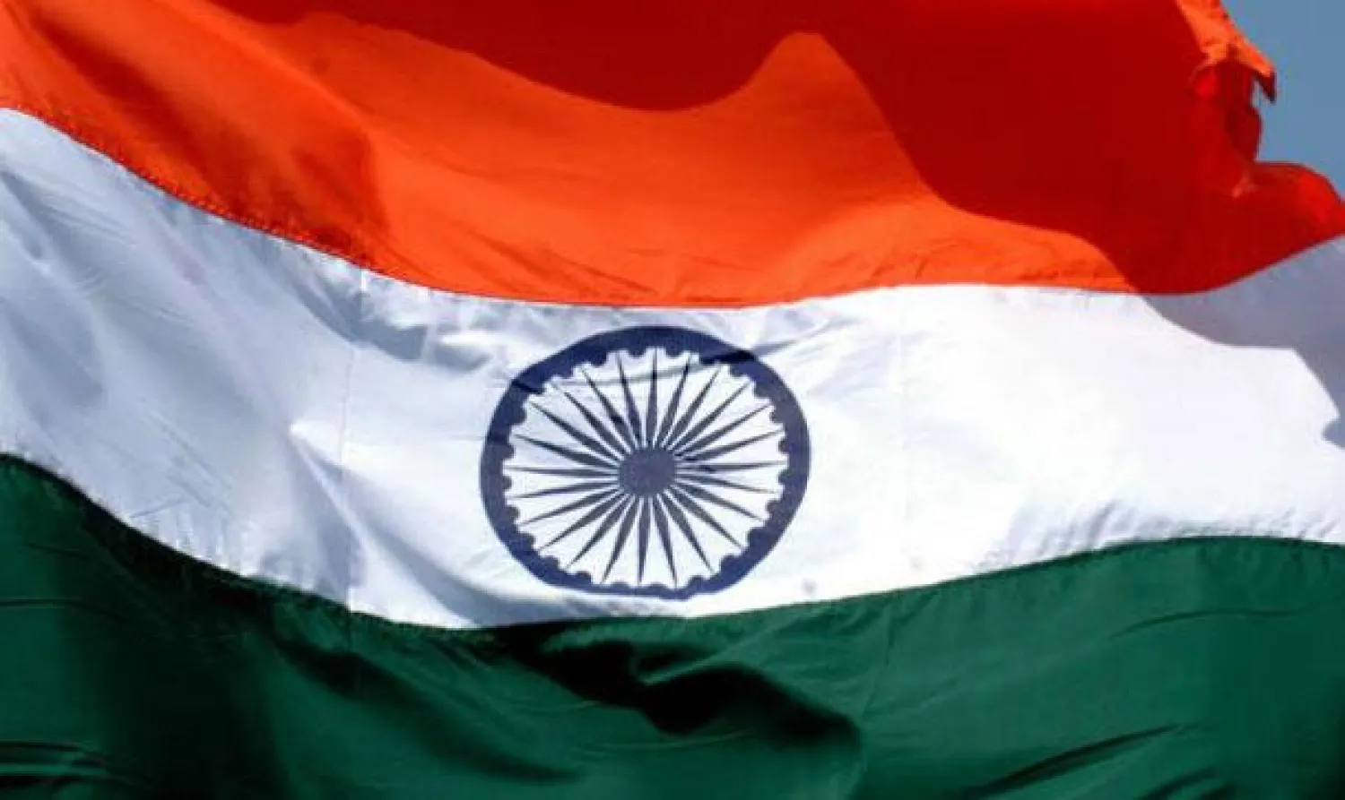 متحولة من ذكر إلى أنثى تفوز في الانتخابات البلدية بالهند