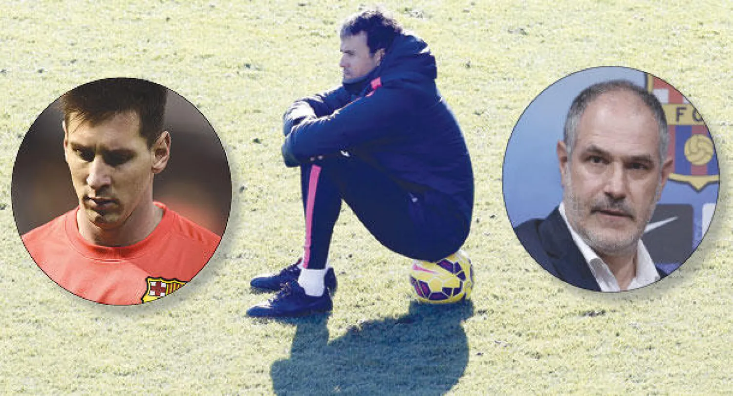 زوبيزاريتا مدير الكرة المقال   -  إنريكي مدرب برشلونة ينتظر مصيرا مجهولا بعد الخلافات التي دبت بالفريق (إ.ب.أ)   -  ميسي وتكهنات بقرب رحيله  من برشلونة