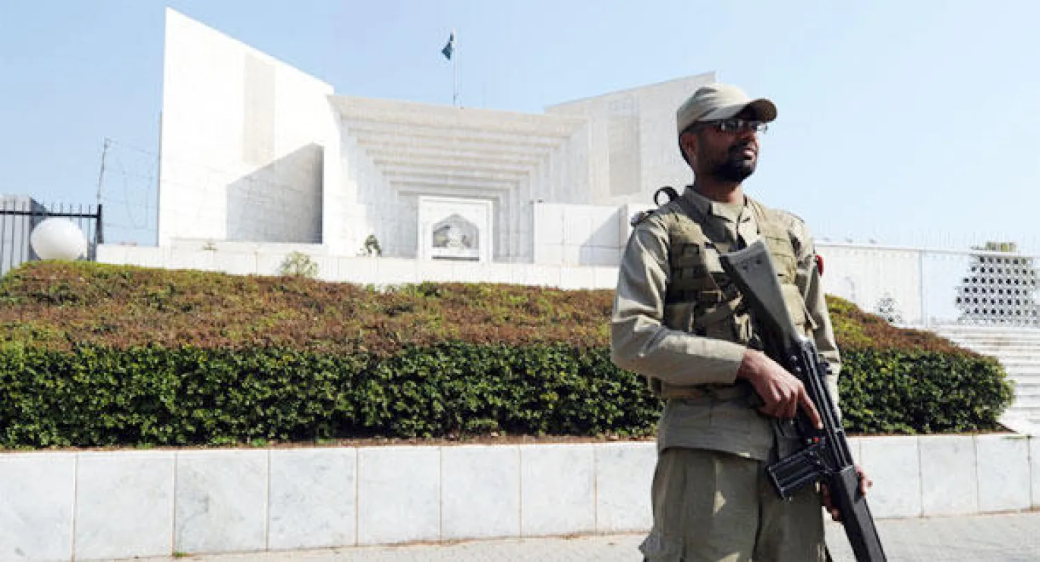 الضوء الأخضر لبناء محاكم عسكرية في باكستان