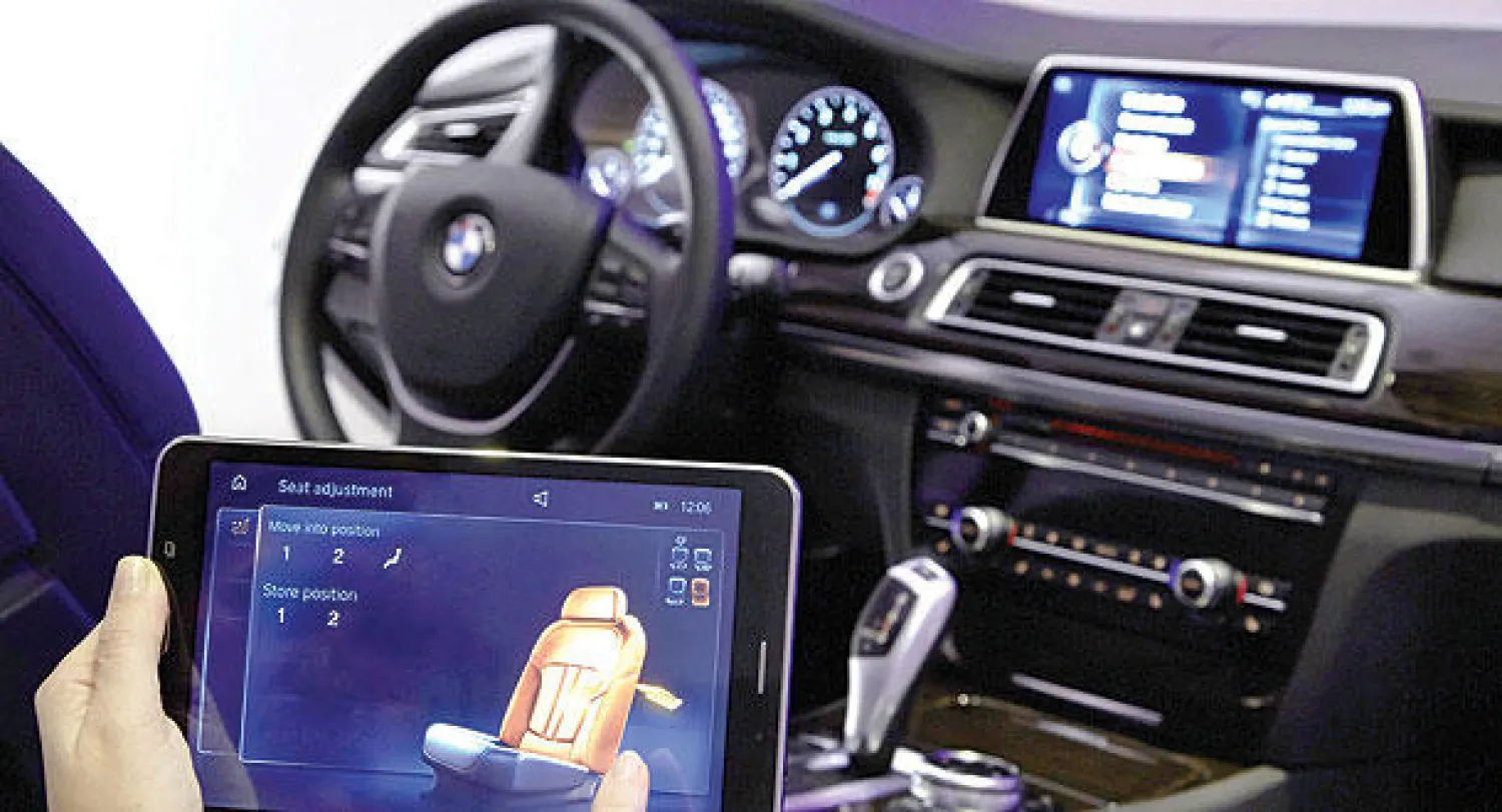 سيارات مصممة بأحدث التقنيات الإلكترونية