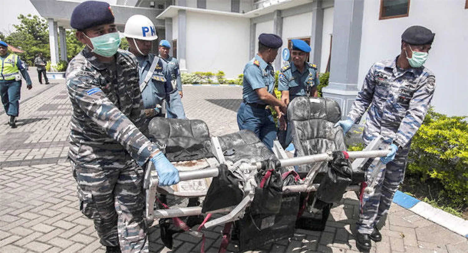 معاقبة مسؤولي طيران في حادث تحطم طائرة «إير آسيا»