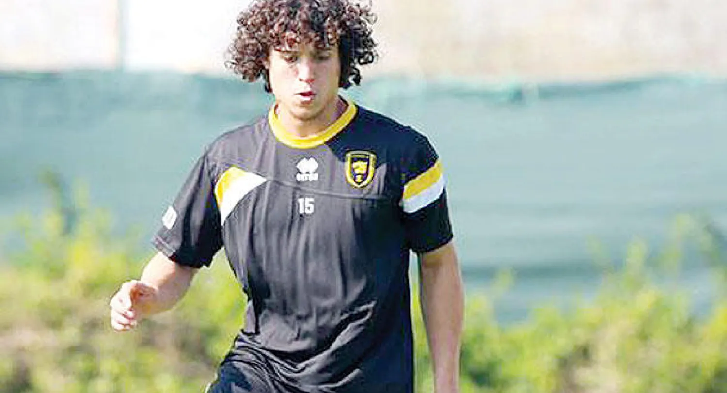 جمال باجندوح خلال تدريبات الاتحاد في معسكره الحالي بدبي