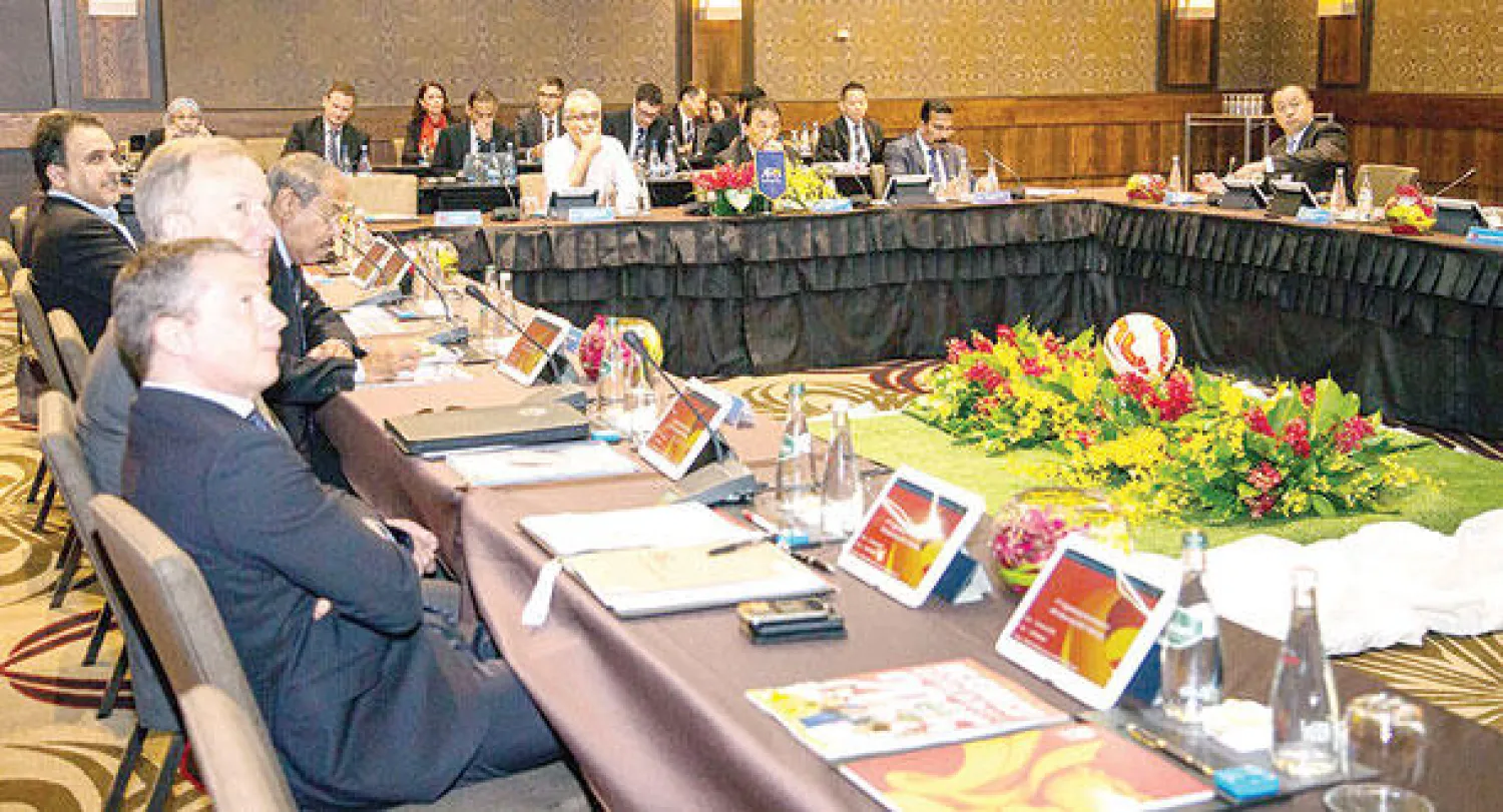 جانب من اجتماع اللجنة المنظمة لكأس آسيا