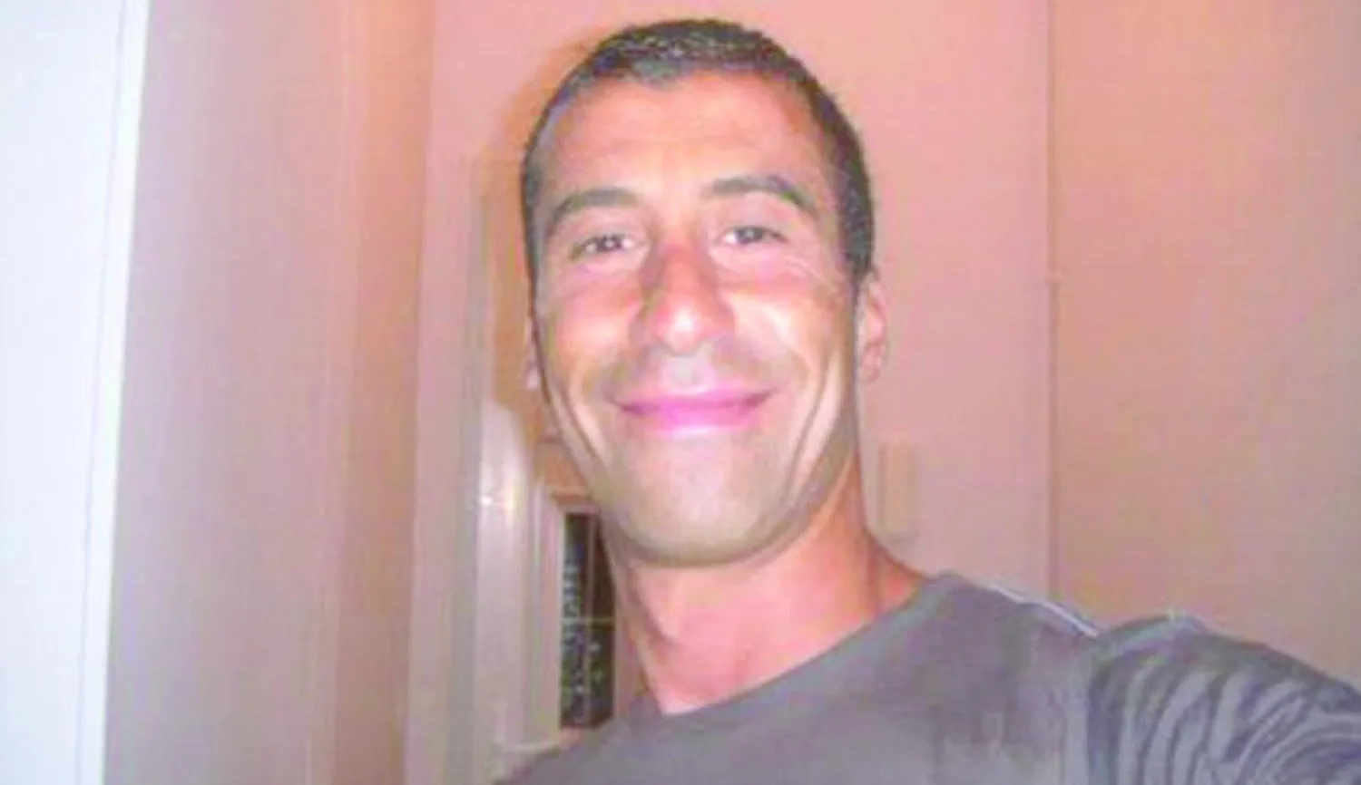 الضابط المسلم أحمد مرابط أحد ضحايا هجمات باريس (نيويورك تايمز)