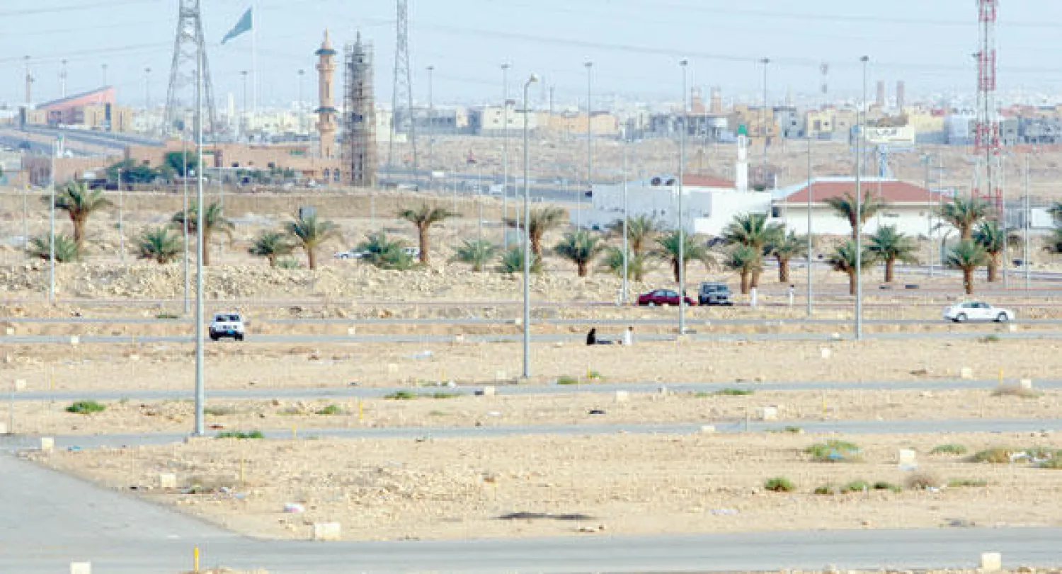 الأراضي البيضاء حتى الآن أكثر القطاعات العقارية انخفاضا في القيمة العامة («الشرق الأوسط»)