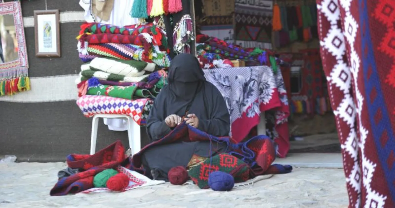 «سوق عكاظ».. قيمة حضارية وثقافية تربط الماضي بالحاضر