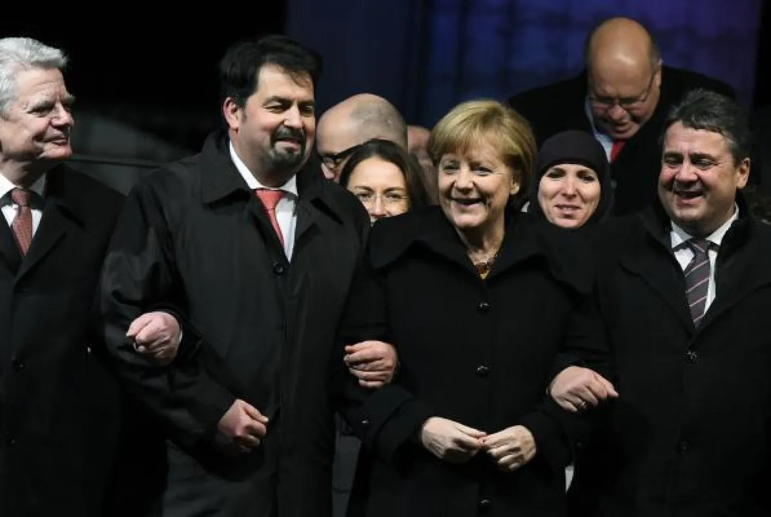 الأزهر يشكر المستشارة الألمانية على مشاركتها في مظاهرات للتنديد بـ«الإسلاموفوبيا»