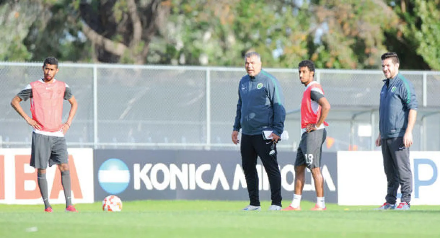 كوزمين بدا حريصا على اللاعبين خلال التدريب الأخير