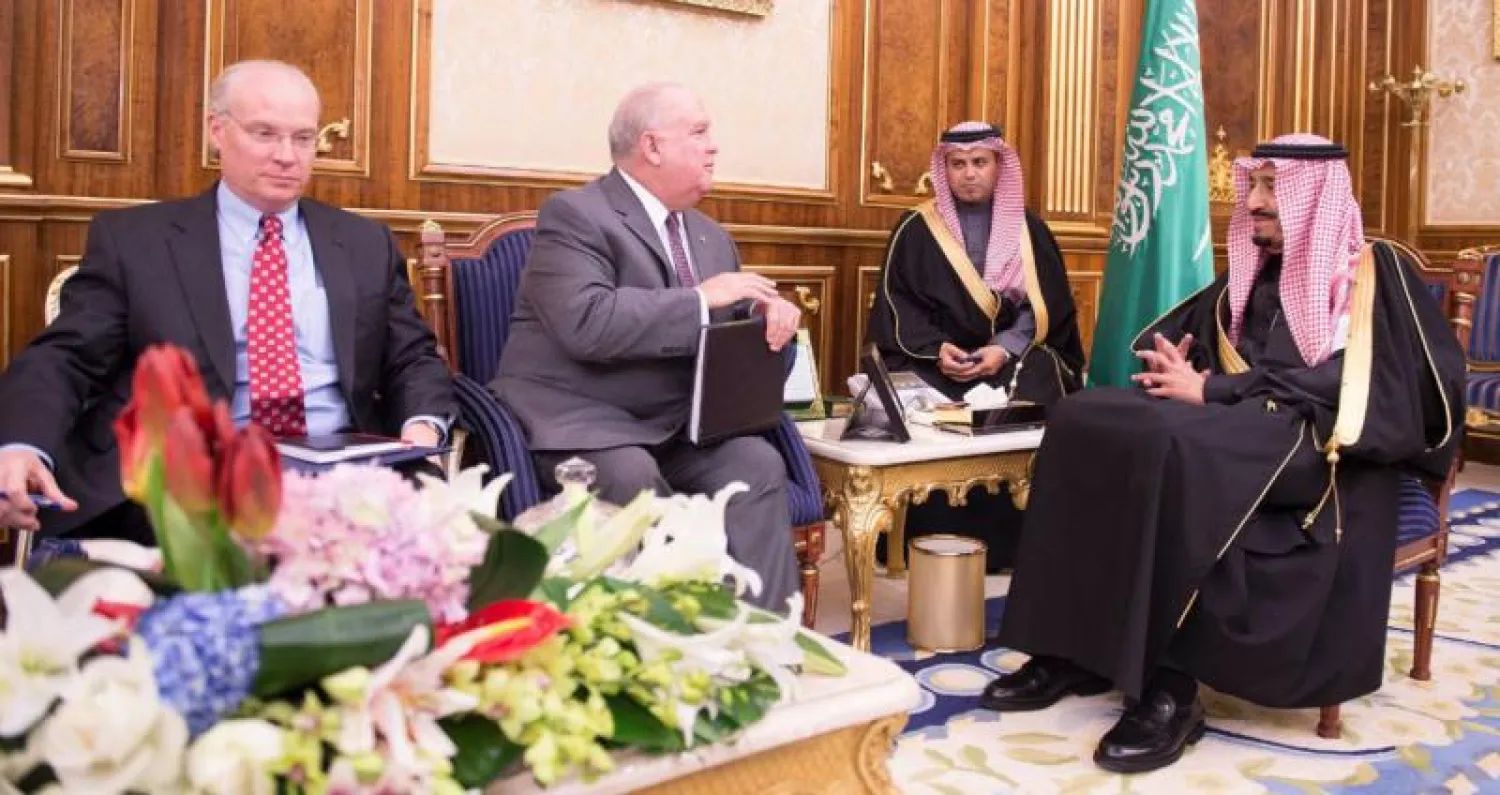ولي العهد السعودي يستقبل السفير الأميركي في الرياض