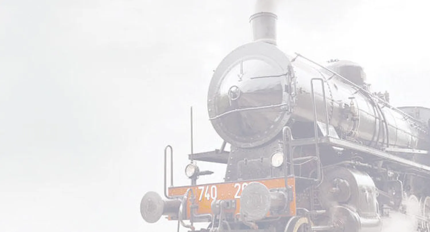 رفيف الظل: راية تتلكأ عن بياضها