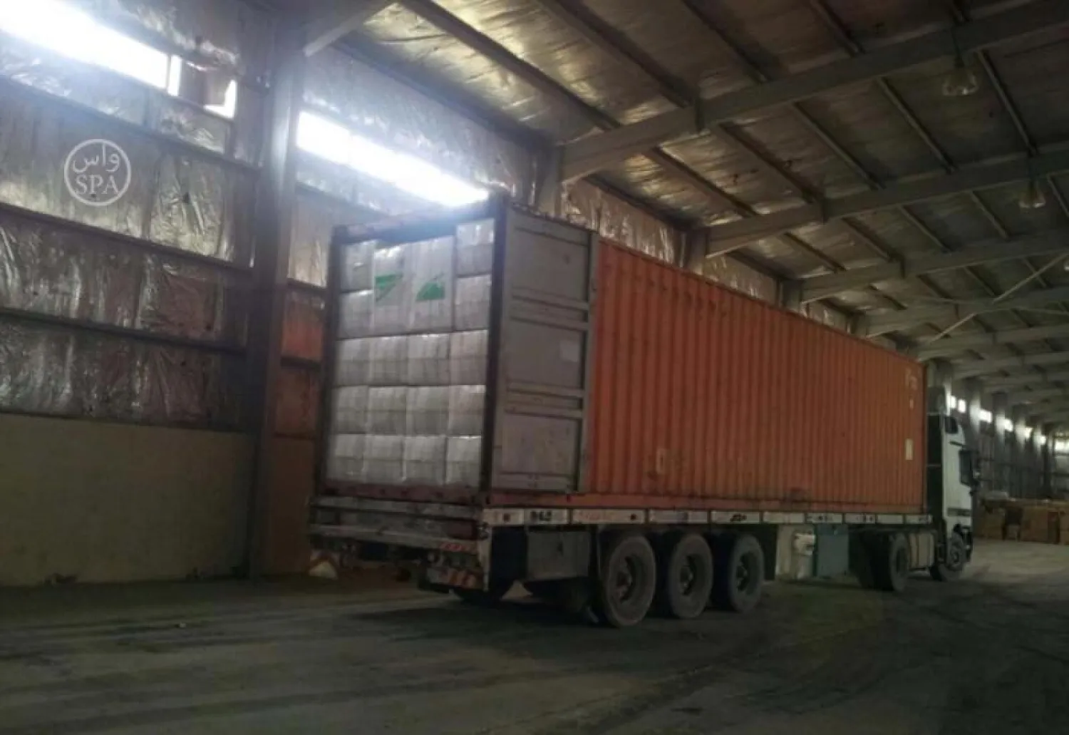 السعودية تسير القافلة السابعة عشرة لدعم الشعب السوري