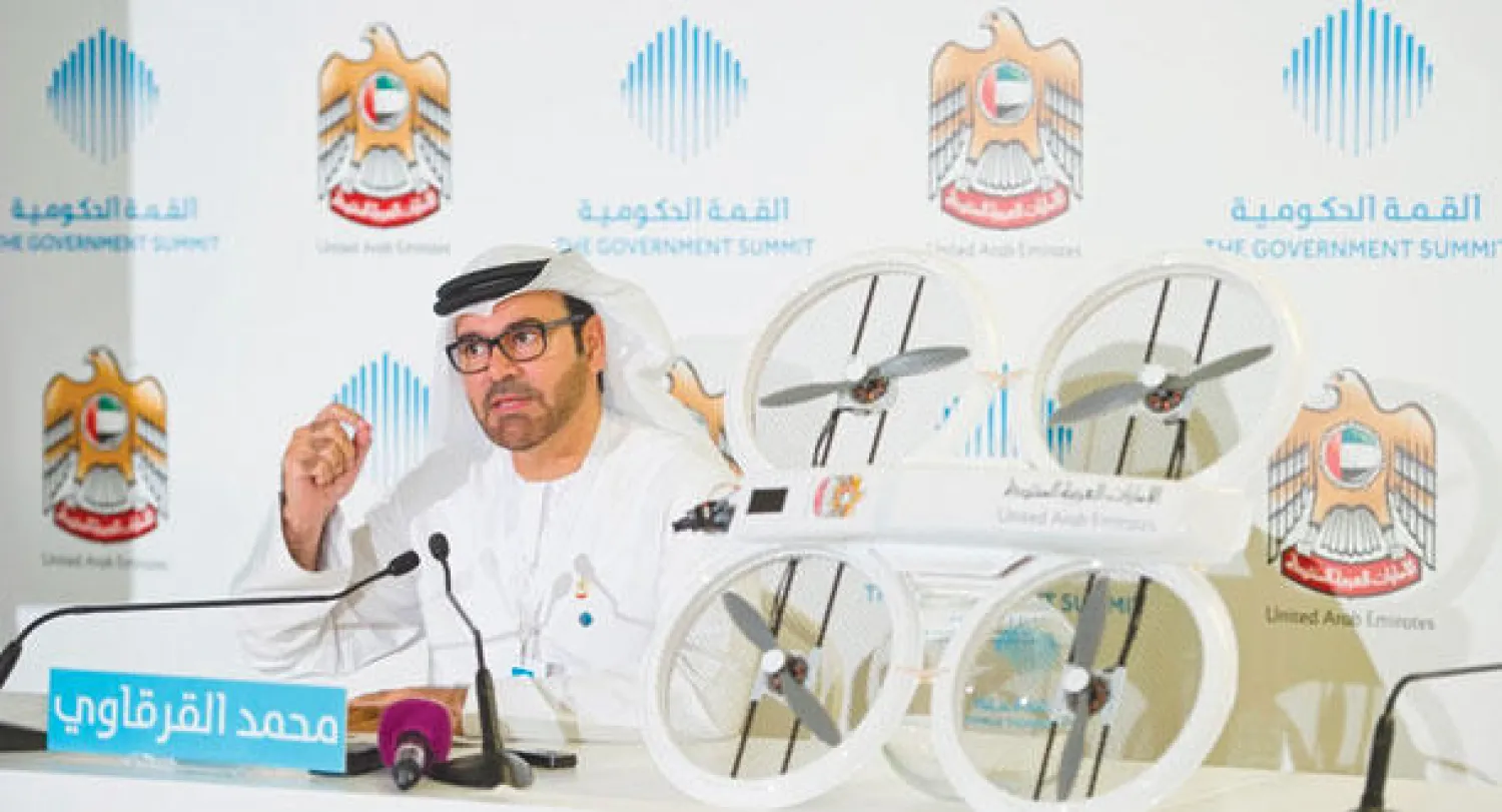 محمد القرقاوي خلال الإعلان عن جائزة الطائرة من دون طيار لخدمة الإنسان فبراير الماضي («الشرق الأوسط»)