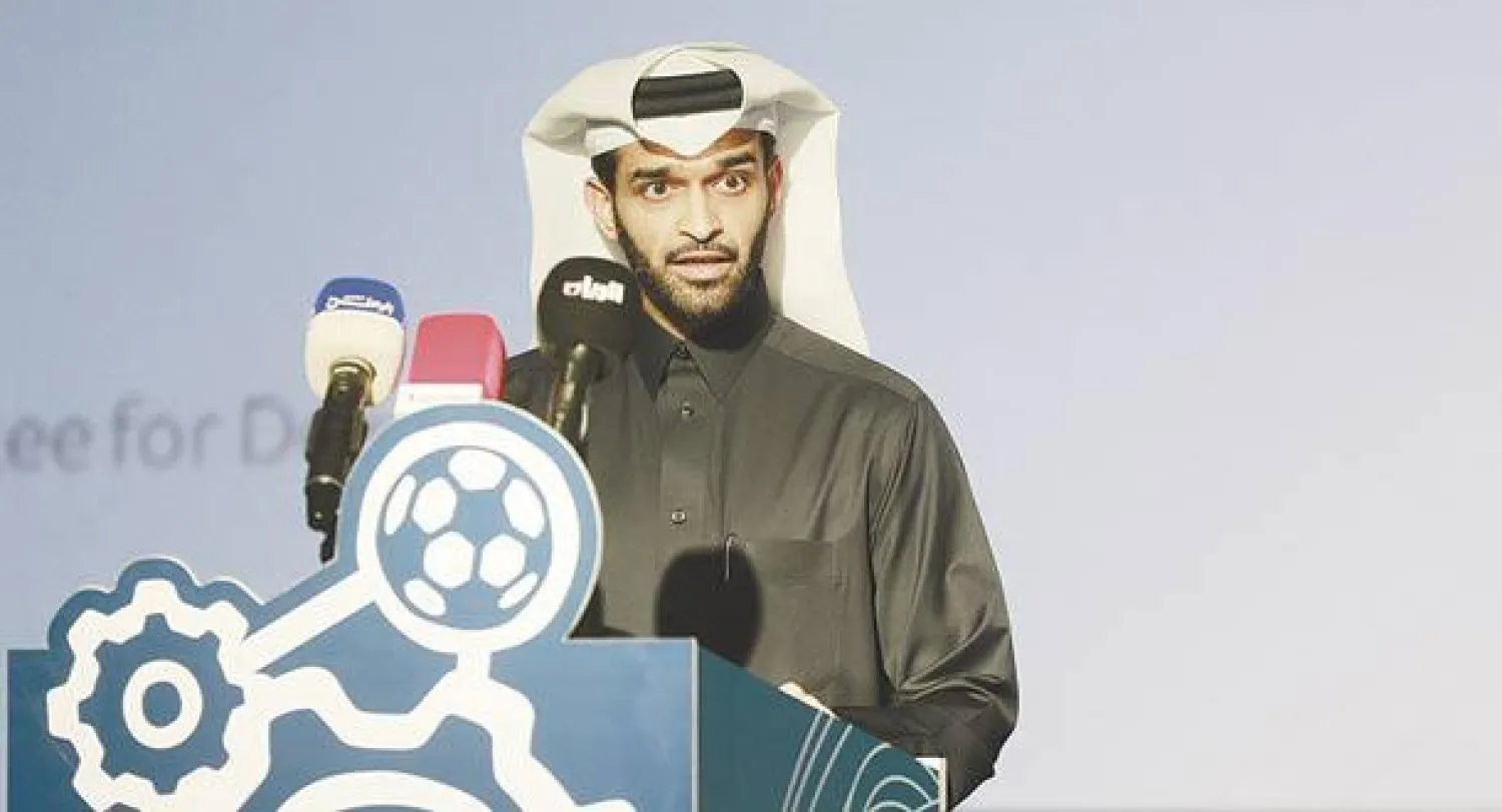 حسن الذوادي يتحدث خلال مؤتمر إطلاق «تحدي 22» أمس في الدوحة