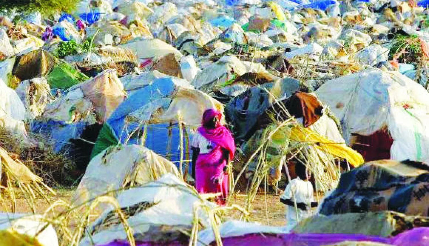 مظاهر البؤس تبدو في أحد مخيمات اللاجئين بدارفور