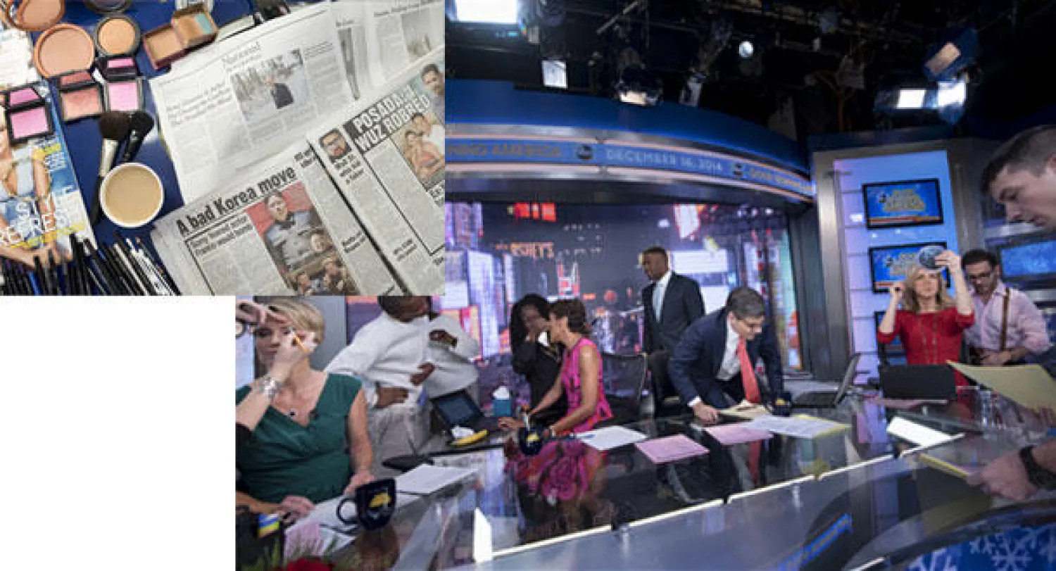 التحضيرات الأخيرة قبل انطلاق البرنامج الصباحي  -  ادوات الماكياج اختلطت بعناوين الصباح على مائدة المذيعة سبنسر  «نيويورك تايمز»