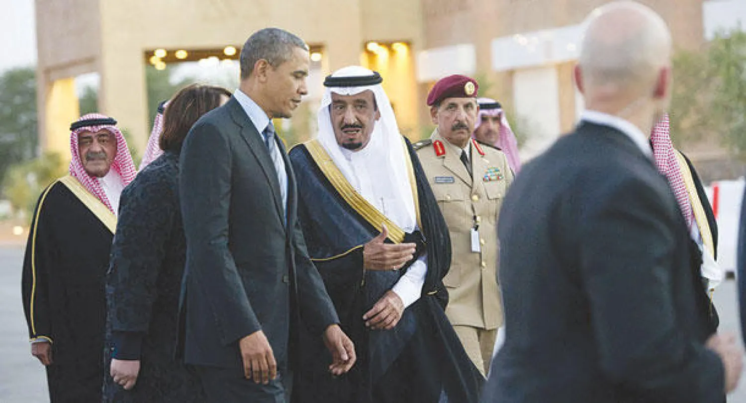 خادم الحرمين الشريفين خلال استقباله الرئيس أوباما في روضة خريم في مارس (آذار) العام الماضي حين كان وليا للعهد (أ.ف.ب)