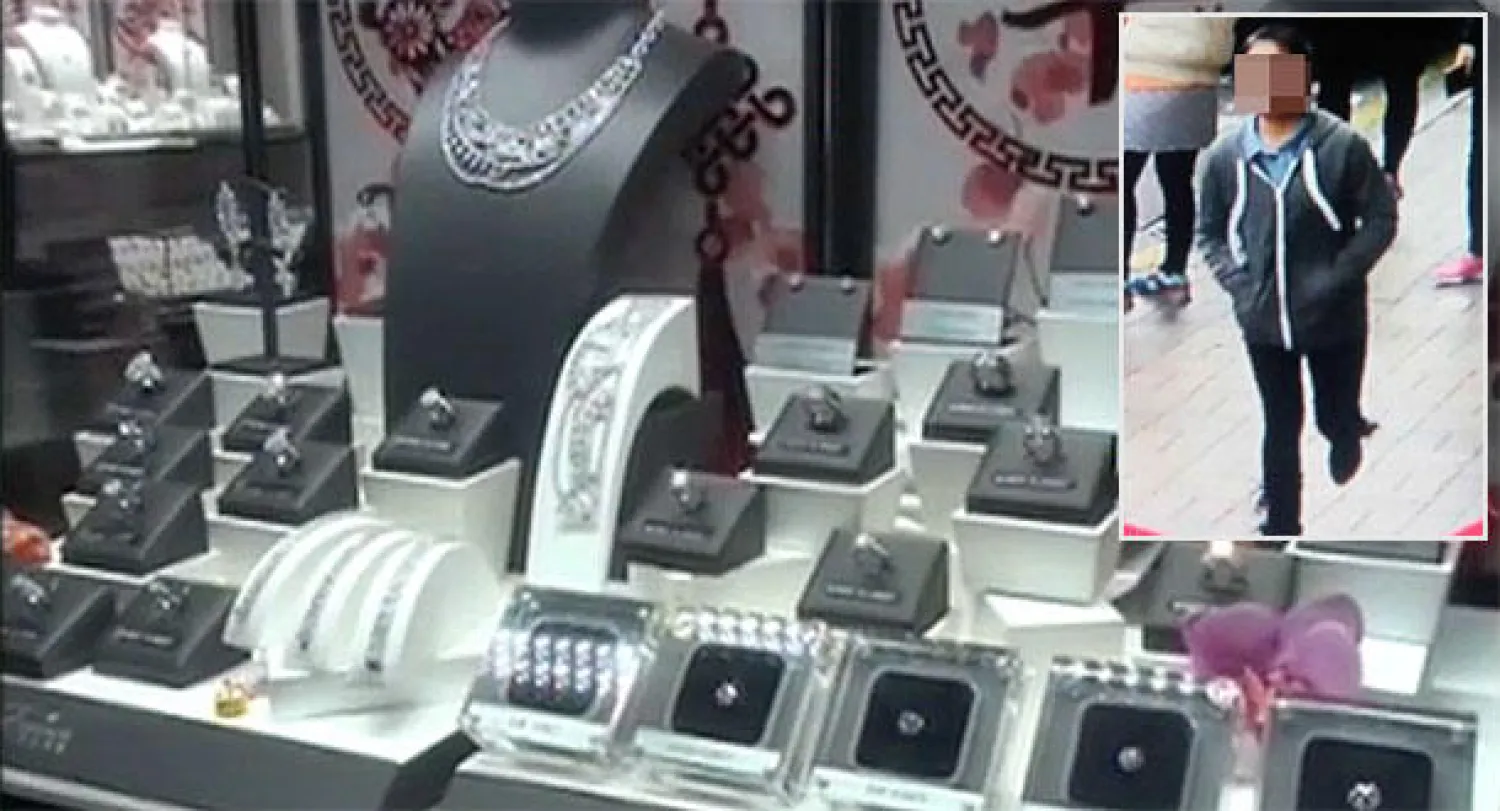 حملة بحث عن فتاة سرقت قلادة قيمتها 4.6 مليون دولار بهونغ كونغ