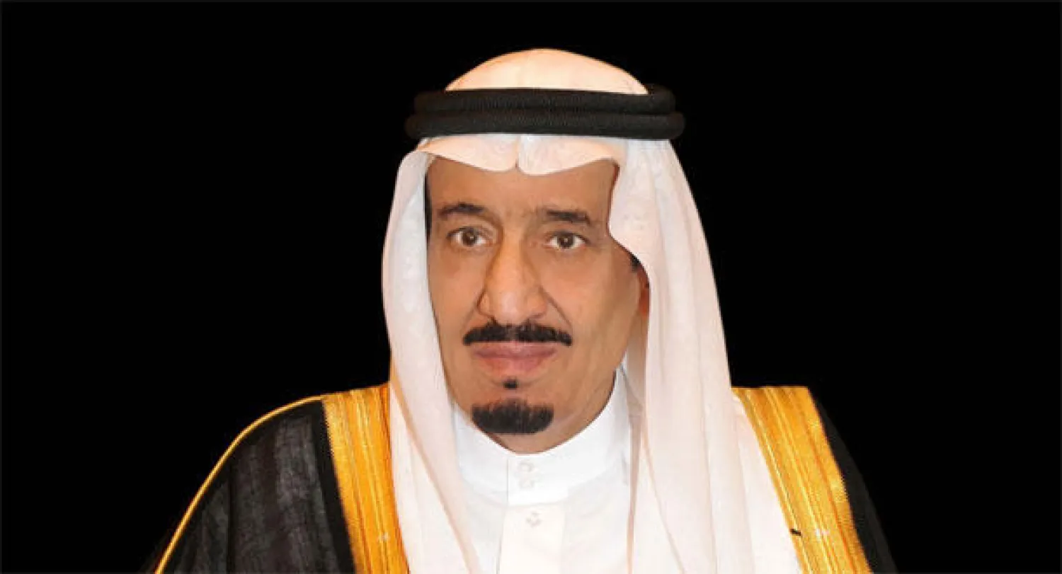 خادم الحرمين يصدر 30 أمرا ملكياً .. وراتب شهرين لموظفي الدولة والتعليم الحكومي
