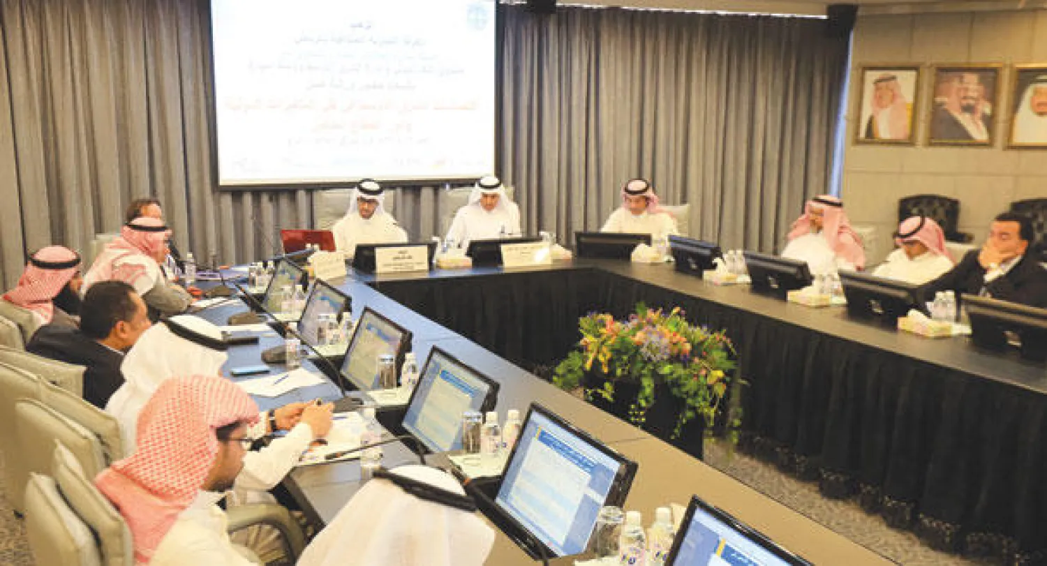 جانب من ورشة «اقتصاديات الشرق الأوسط في ظل المتغيرات الدولية ودور القطاع الخاص» بالغرفة التجارية الصناعية بالرياض («الشرق الأوسط»)