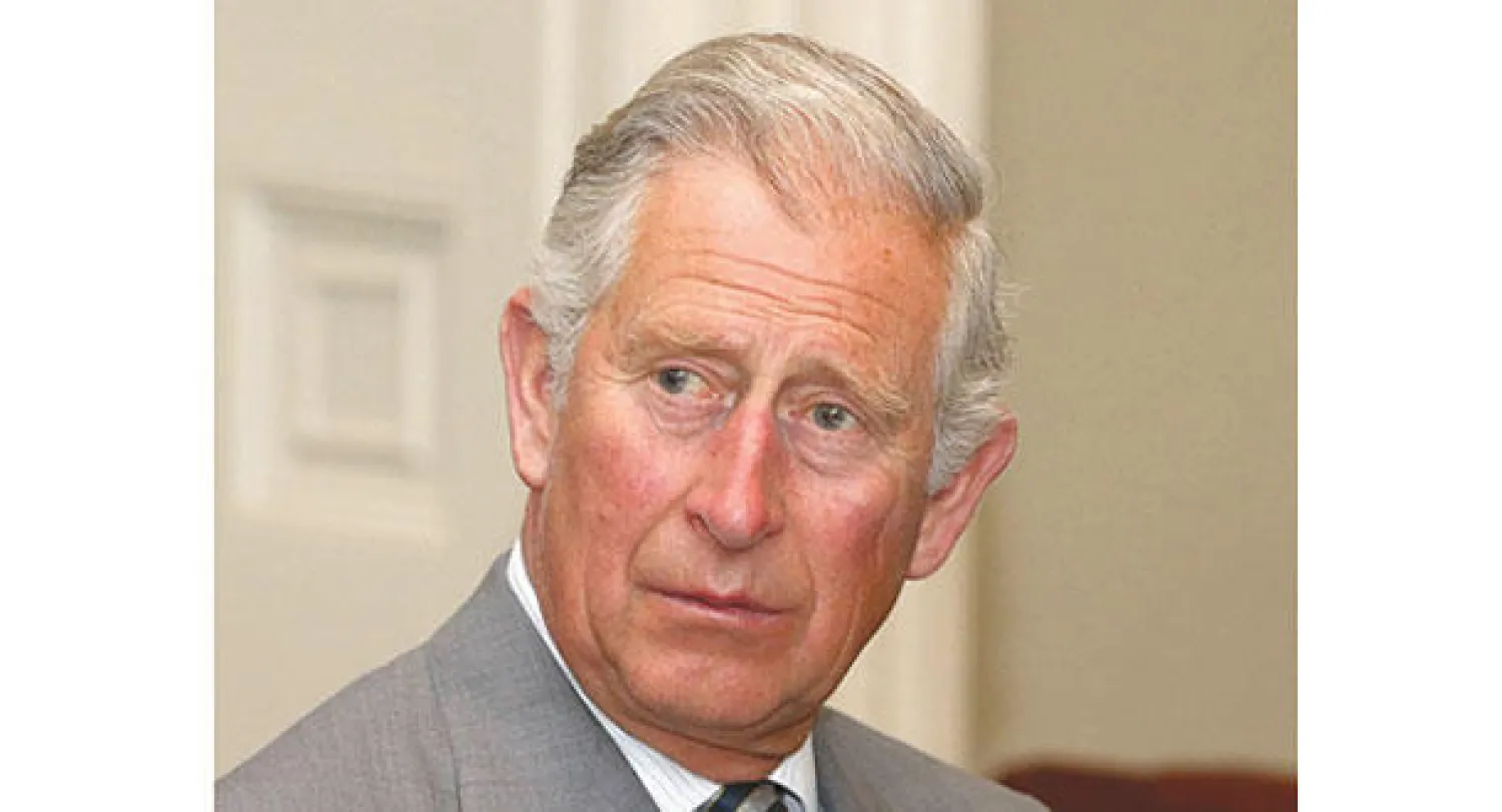 كتاب عن حياة الأمير تشارلز السرية