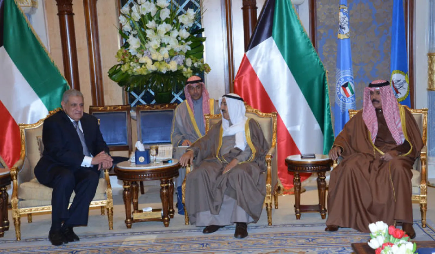 رئيس الوزراء المصري يصل للكويت في زيارة رسمية