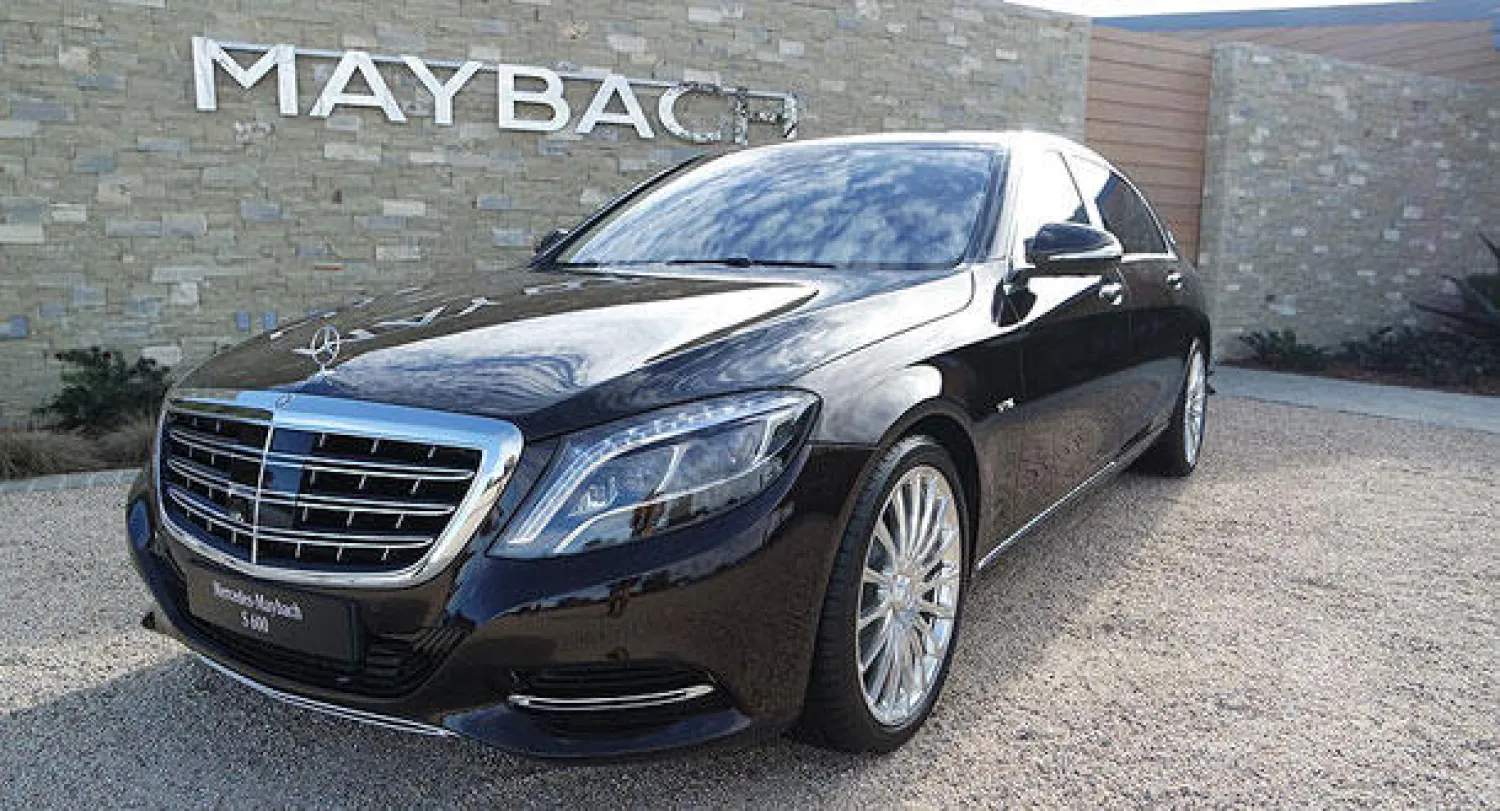 مايباخ الجديدة كما تألقت في سانتا باربرا بكاليفورنيا