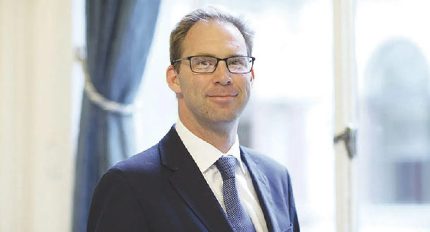 توباياس إلوود ({الشرق الأوسط})