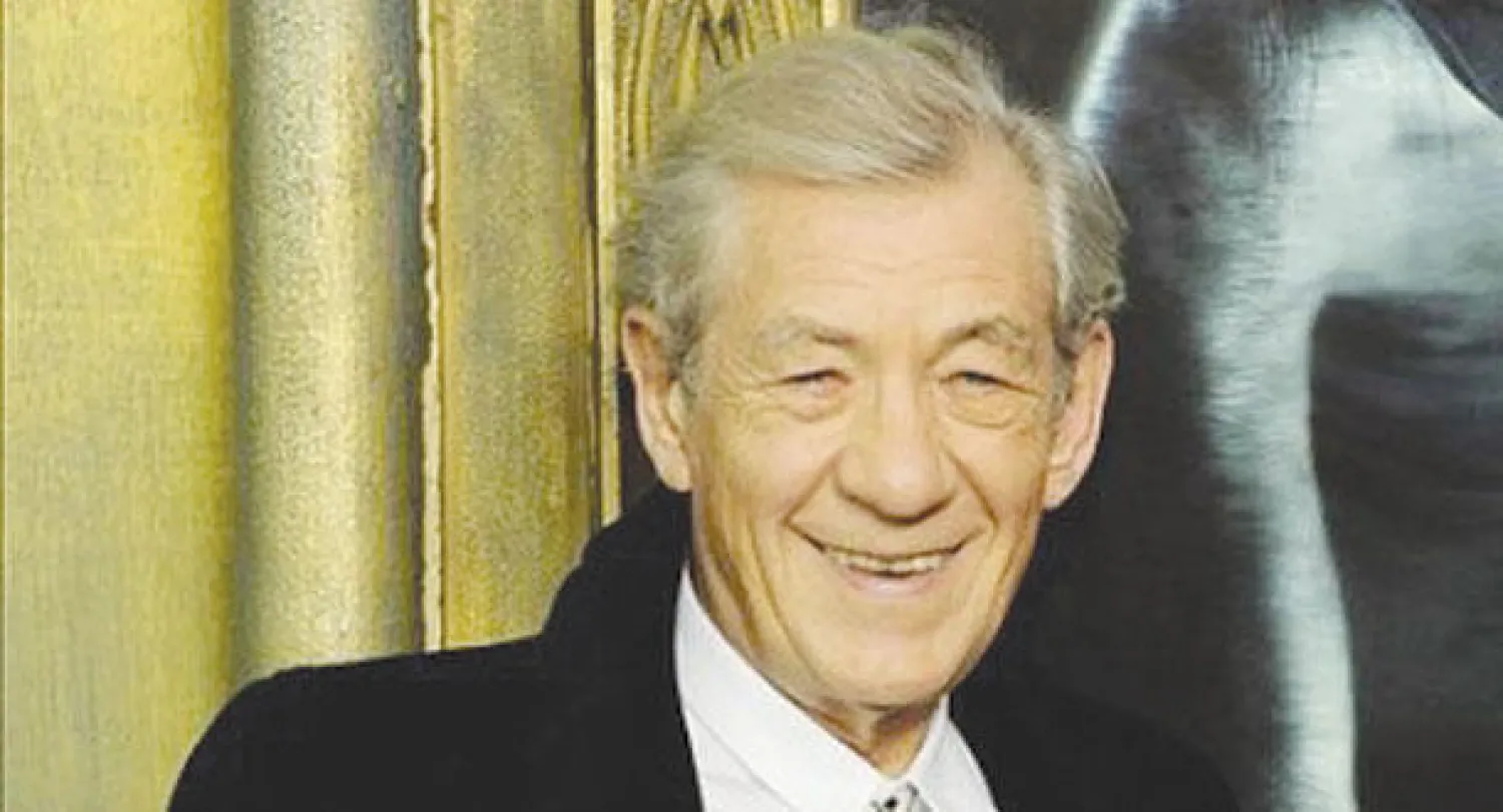 الممثل البريطاني ماكيلين