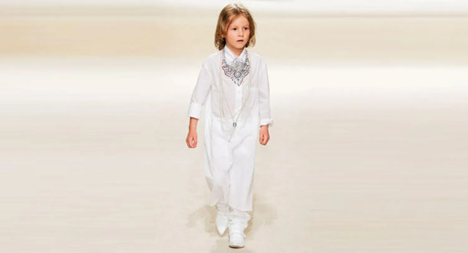 من عرض «الكروز» الذي أقامته دار «شانيل» في دبي