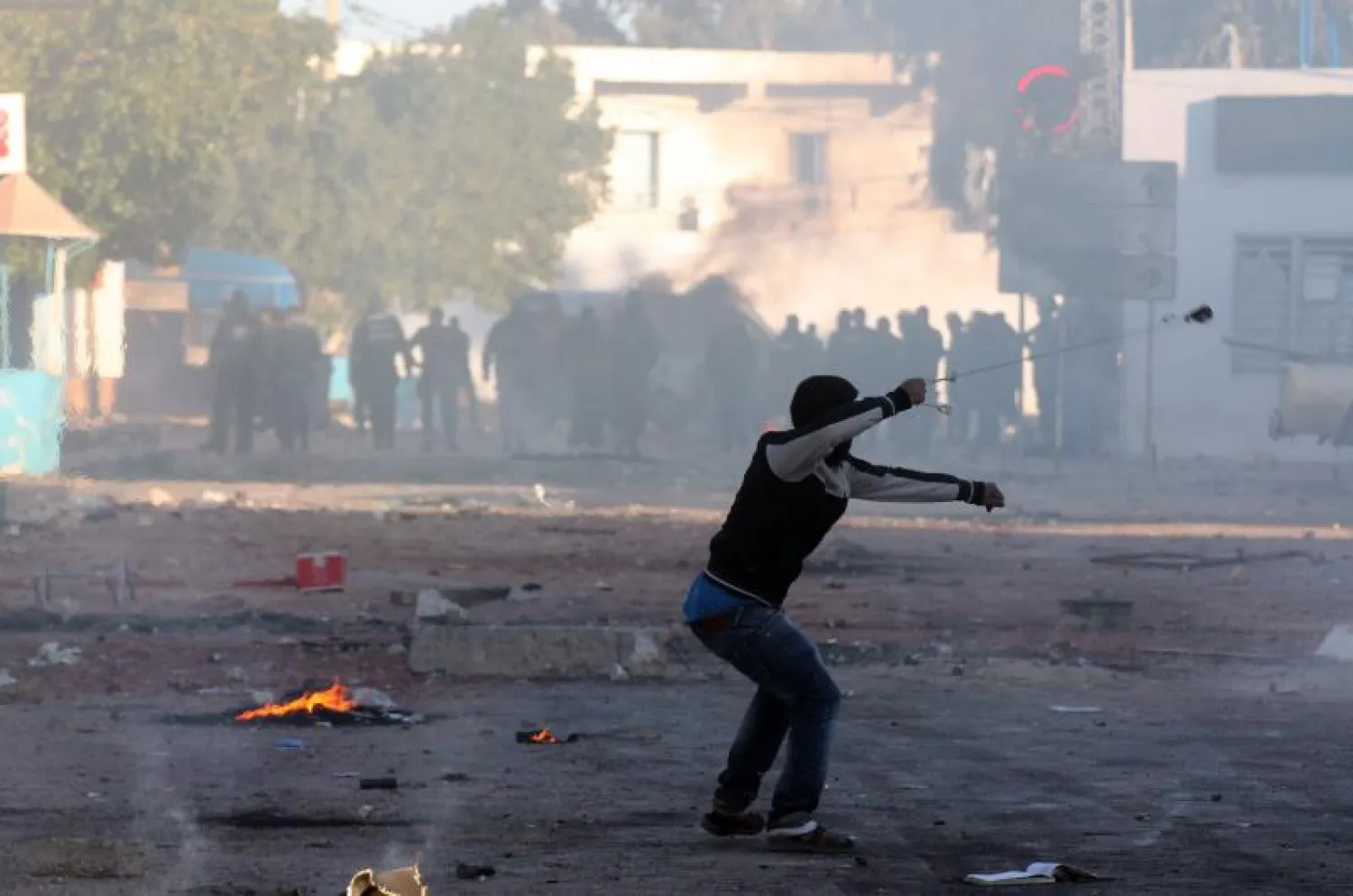 مقتل عناصر من الشرطة التونسية على أيدي متطرفين