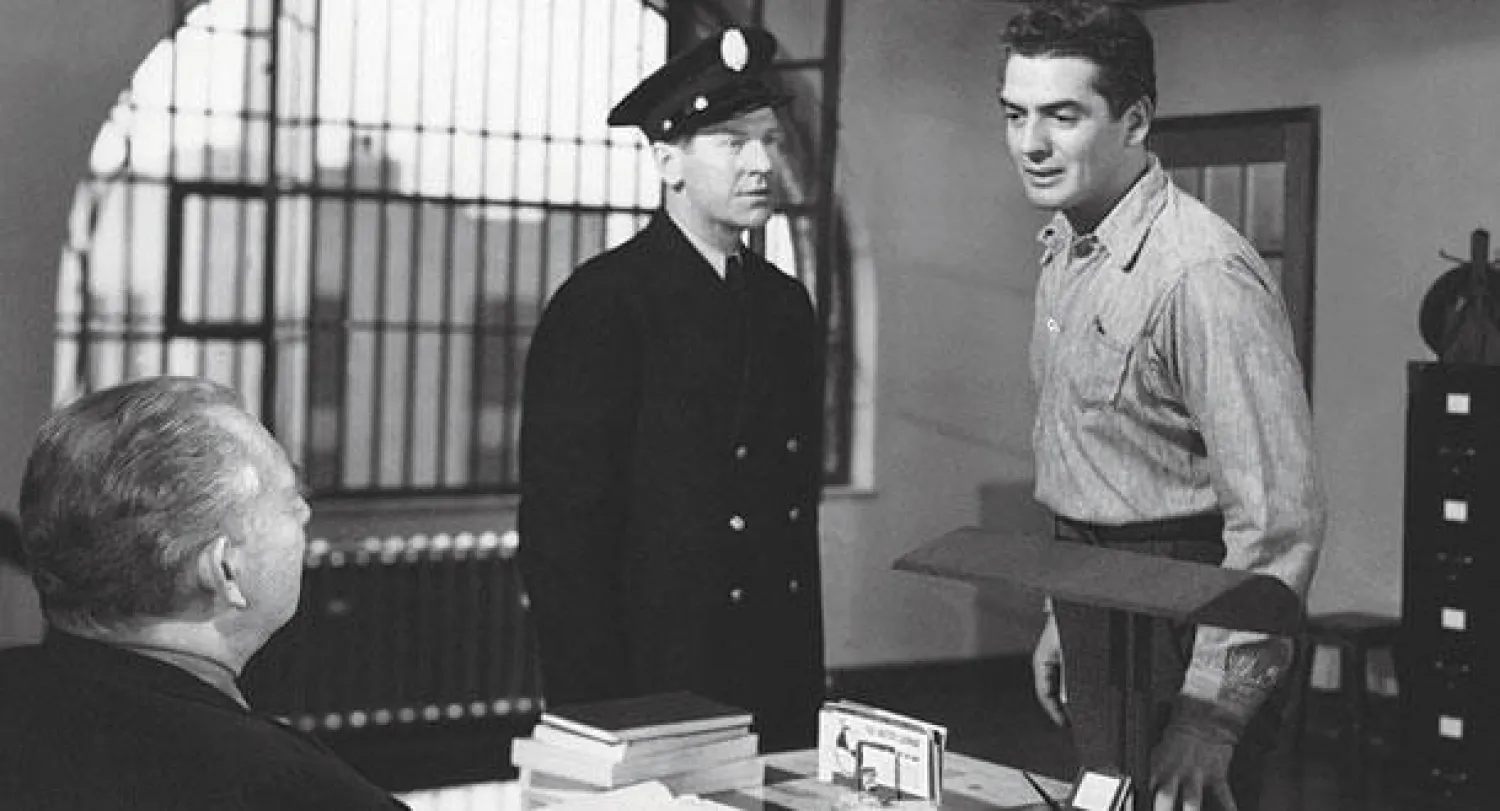 كتور ماتيور في «قبلة الموت»