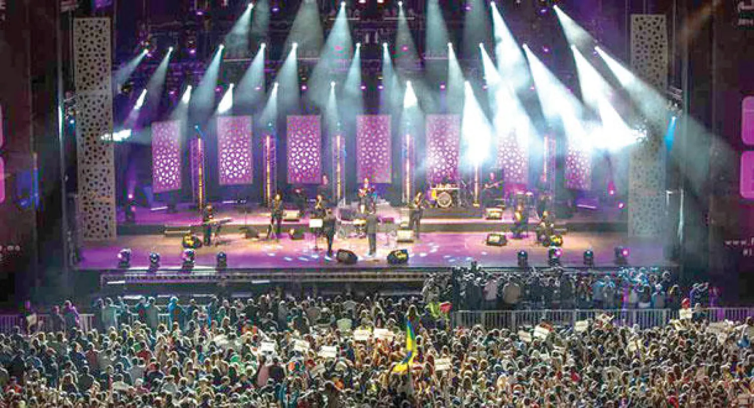 تستقطب حفلات مهرجان «موازين إيقاعات العالم» المغربي عشرات الآلاف من المتفرجين («الشرق الأوسط»)