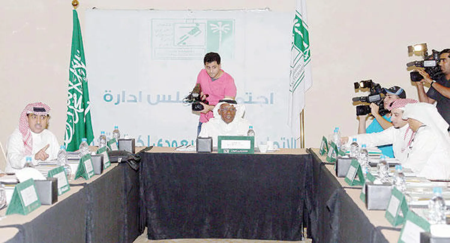 اتحاد الكرة يريد من غرفة فض المنازعات أن تكون الأساس القانوني الذي يحتكم إليه في مجال المنازعات التعاقدية على المستوى الوطني