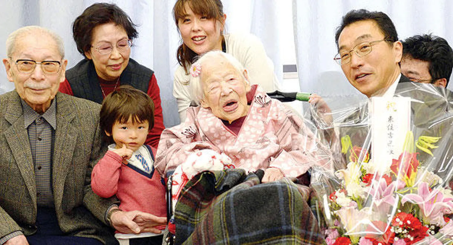 ميساو أوكاوا تحتفل بعيد ميلادها (أ.ب)