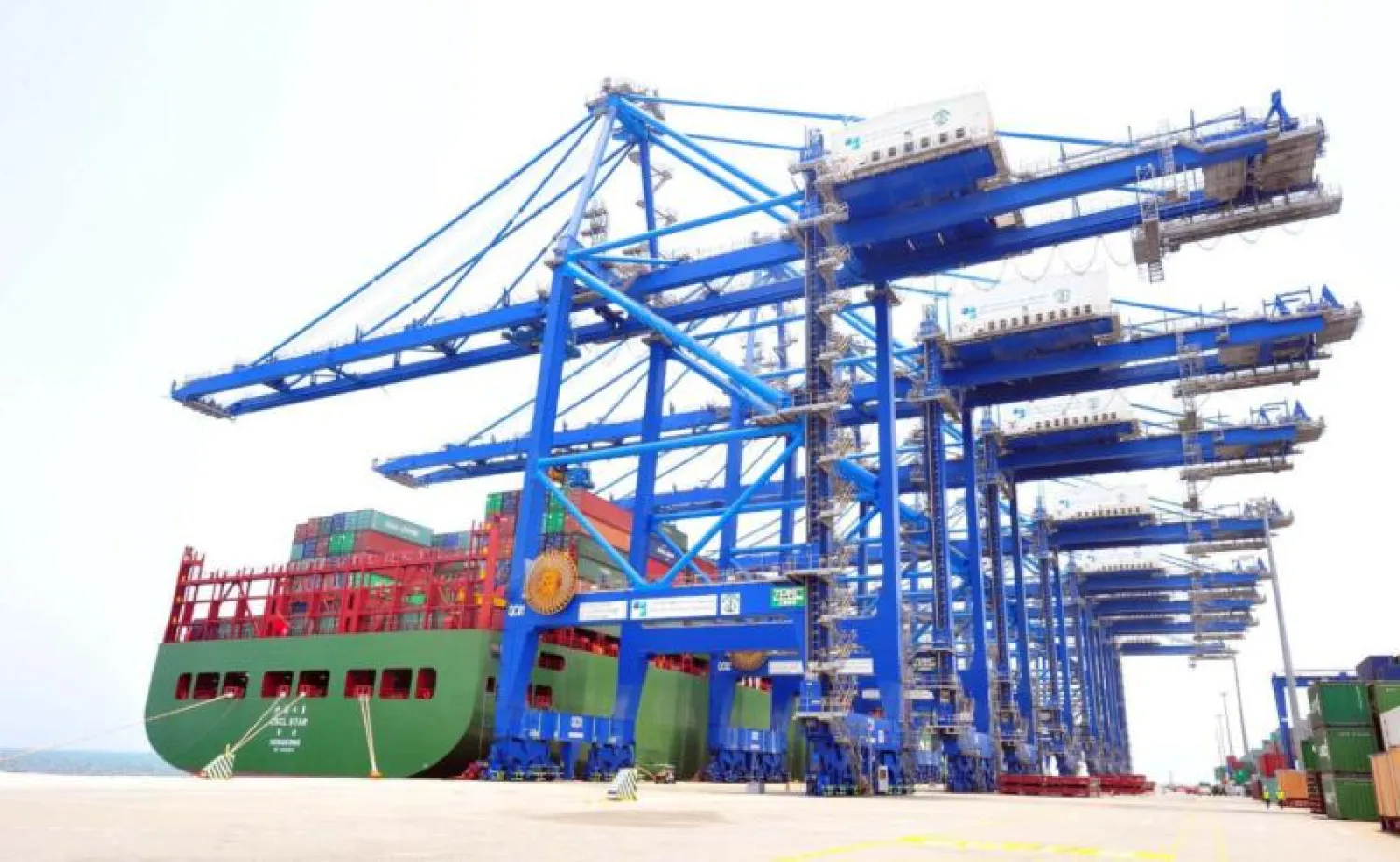 صادرات السعودية غير البترولية تتراجع في يناير بنسبة 9%