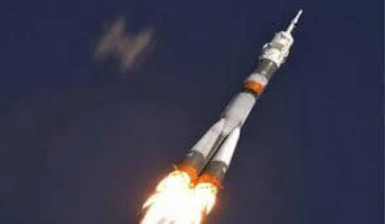 باكستان تجري تجربة لإطلاق صاروخ طويل المدى