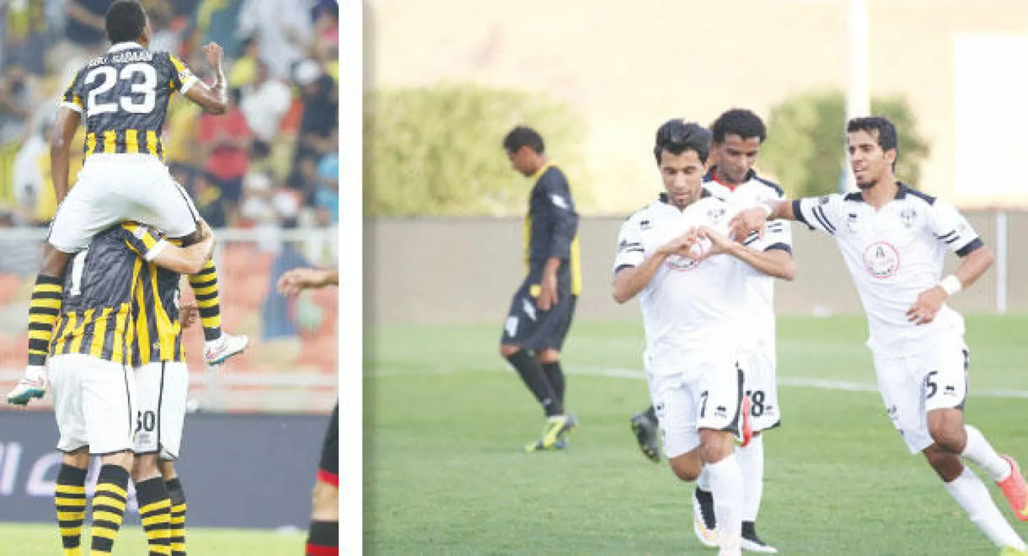 فرحة هجراوية تكررت 3 مرات في شباك المجزل أمس (تصوير: المركز الإعلامي بنادي هجر)، الاتحاد أنهى أحلام الرياض برباعية جميلة (تصوير: عدنان مهدلي)