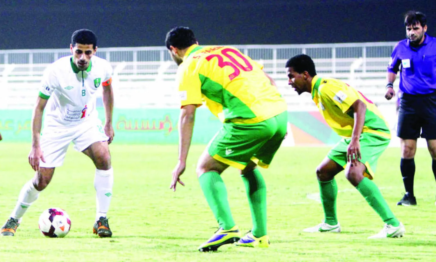 جانب من مباراة سابقة بين الأهلي ونجران